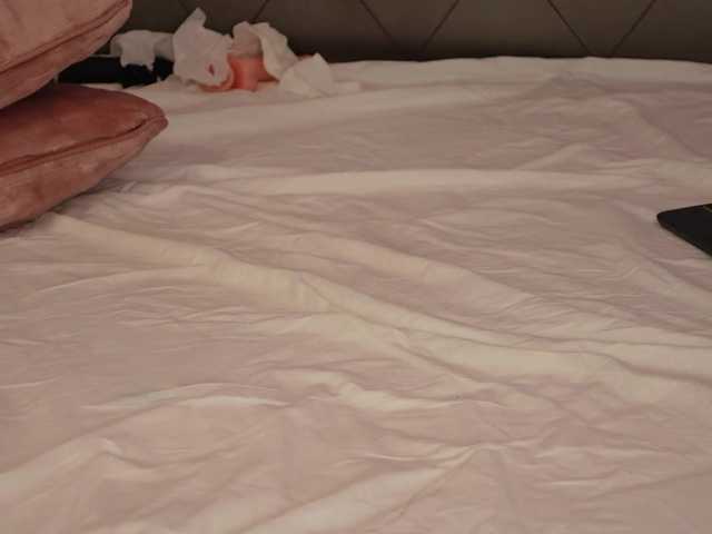 AlexxaOne live webcam show
