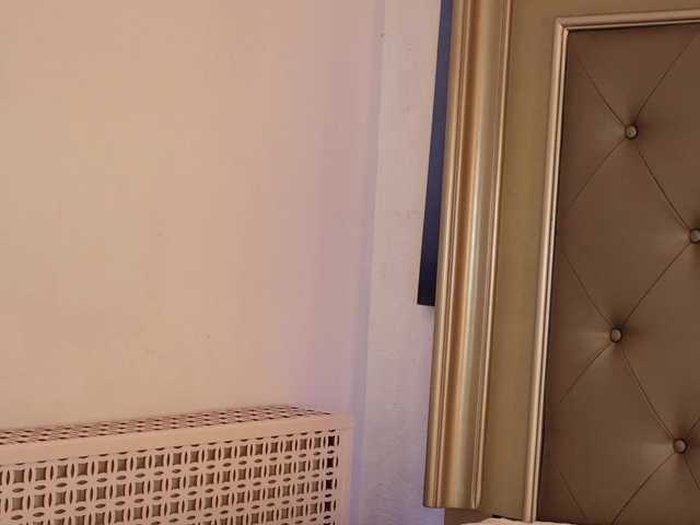 AlexxaOne live cam on BongaCams
