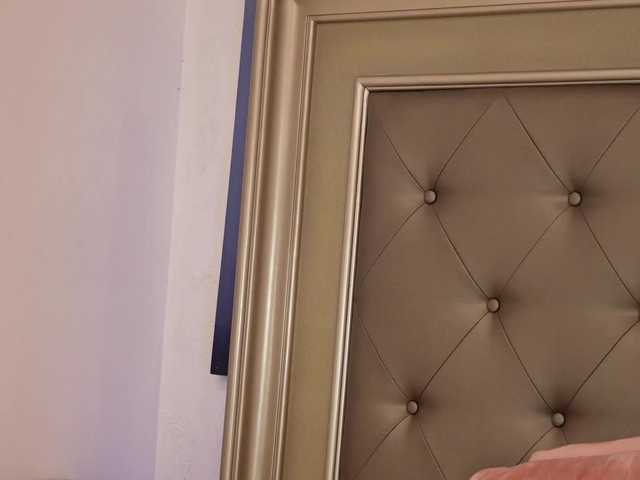 AlexxaOne live cam on BongaCams