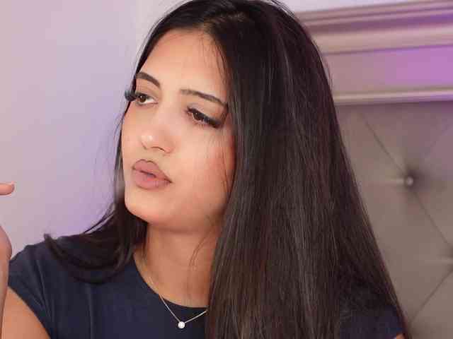 AlexxaOne webcam