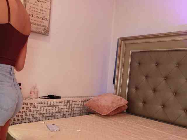 AlexxaOne Live Webcam on BongaCams