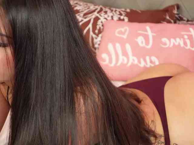 AlexxaOne webcam
