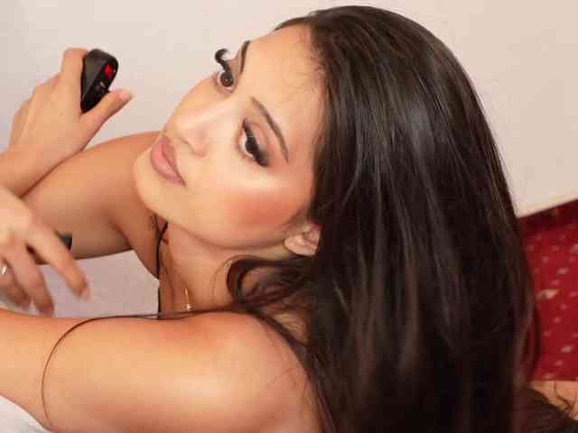 AlexxaOne webcam