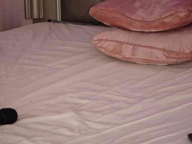 AlexxaOne webcam