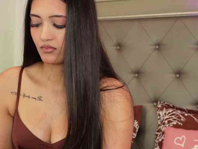 AlexxaOne webcam