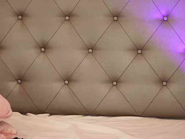 AlexxaOne webcam