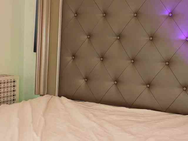 AlexxaOne webcam