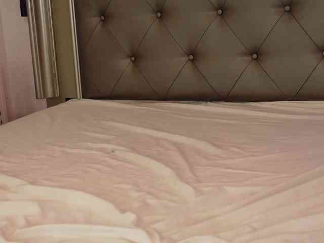AlexxaOne webcam