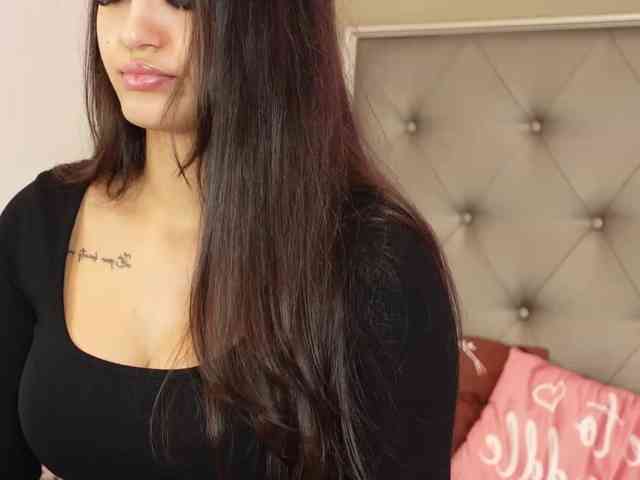 AlexxaOne webcam