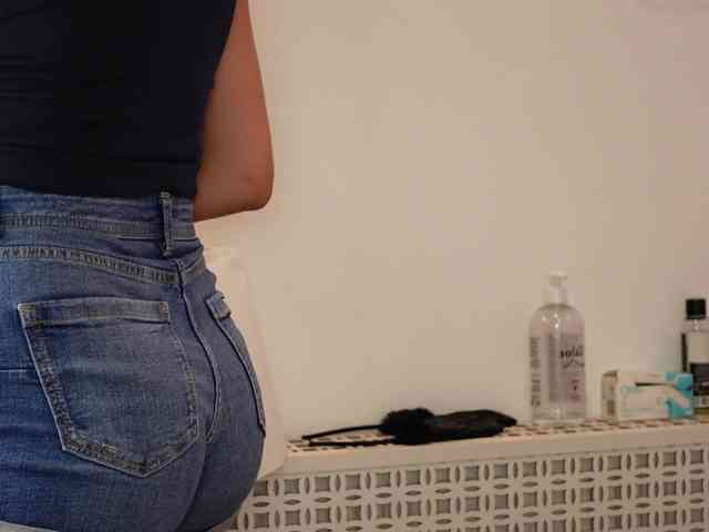 AlexxaOne webcam