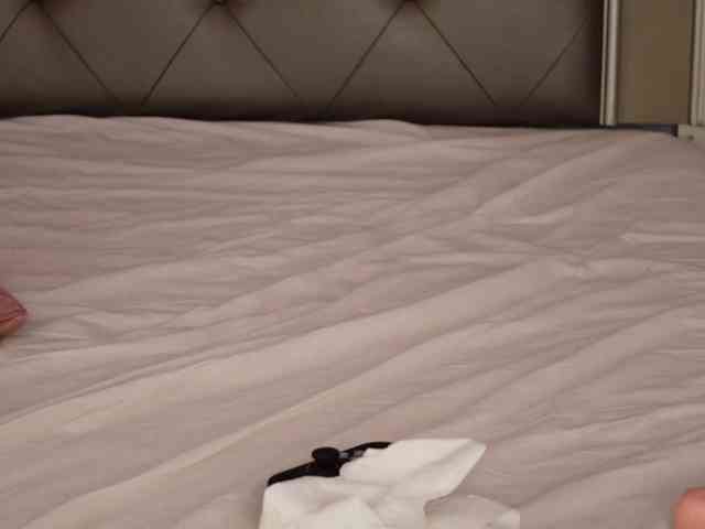 AlexxaOne webcam