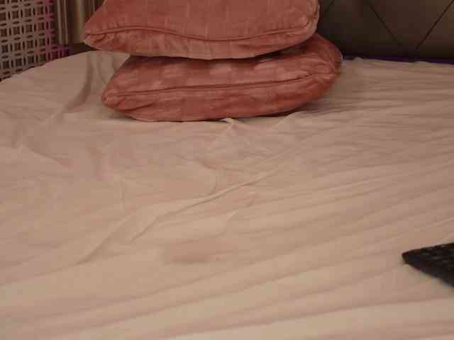 AlexxaOne webcam