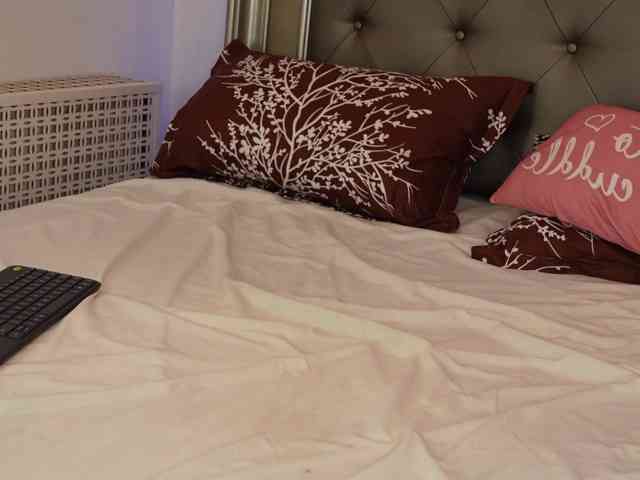 AlexxaOne webcam