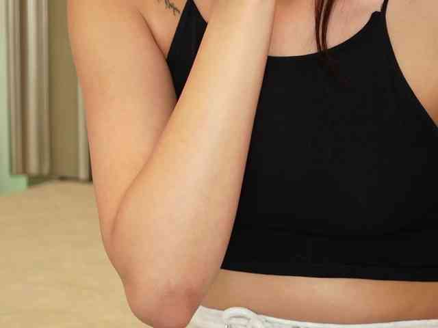 AlexxaOne webcam