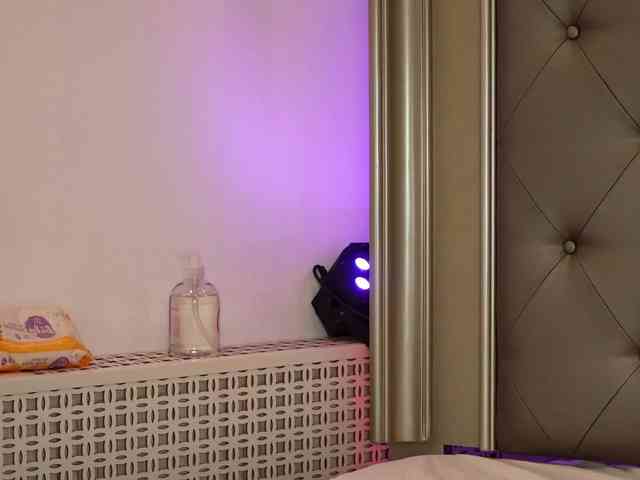 AlexxaOne webcam