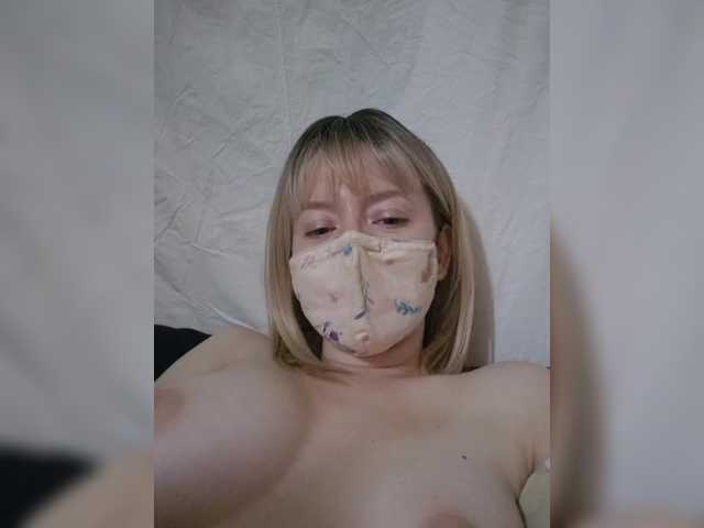 Bella-38 live webcam show