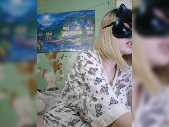 Bella-38 live cam on BongaCams