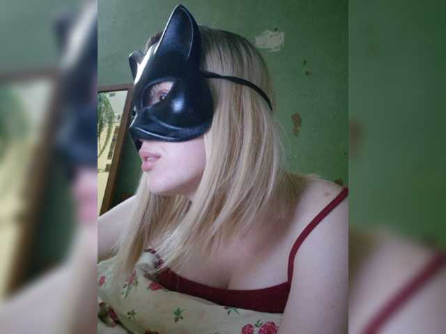 Bella-38 live cam on BongaCams
