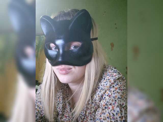 Bella-38 live webcam show