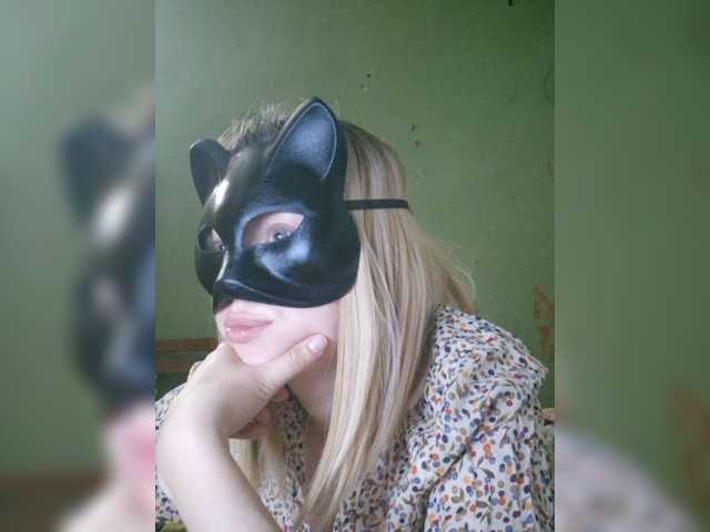 Bella-38 live cam on BongaCams