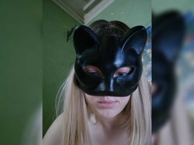 Bella-38 live cam on BongaCams