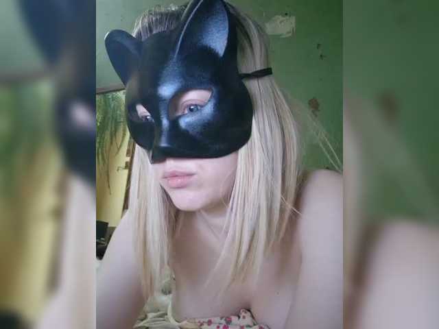 Bella-38 live cam
