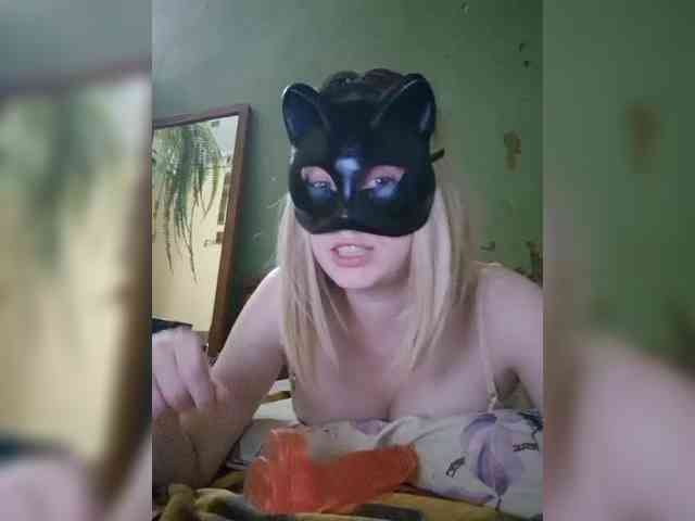 Bella-38 webcam