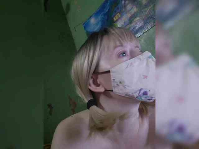 Bella-38 webcam