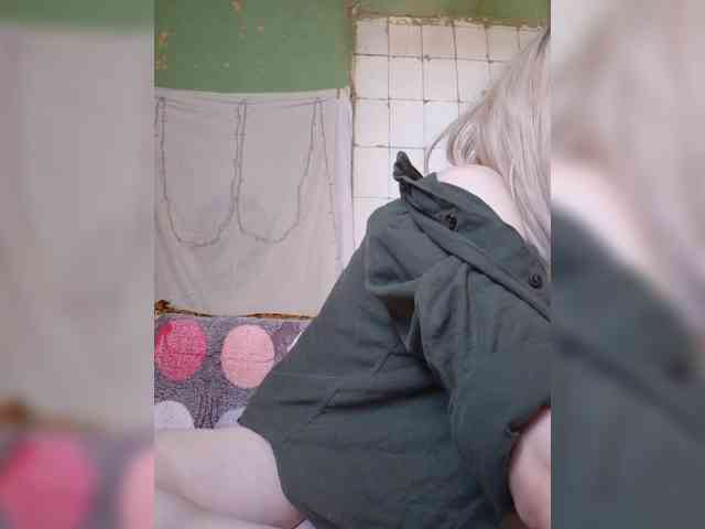 Bella-38 webcam