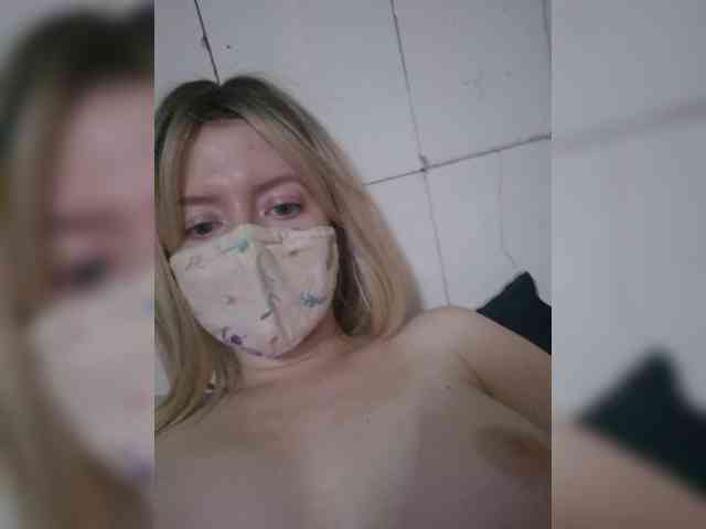 Bella-38 Sex Cam Show