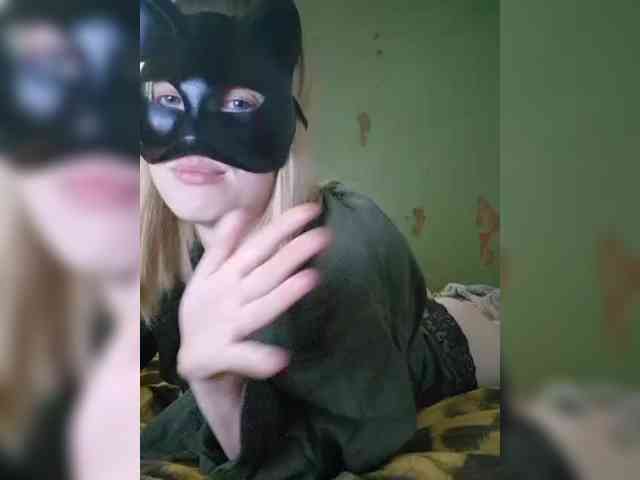Bella-38 webcam