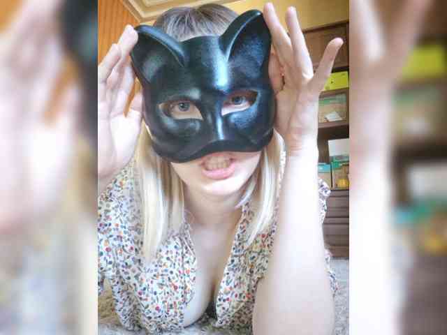 Bella-38 webcam