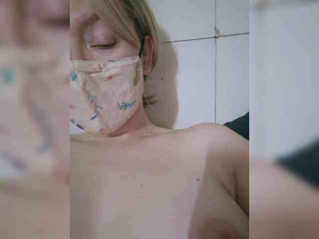 Bella-38 webcam
