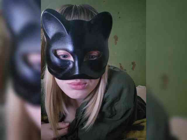 Bella-38 webcam