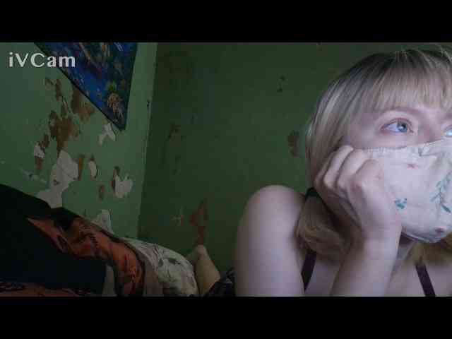 Bella-38 webcam