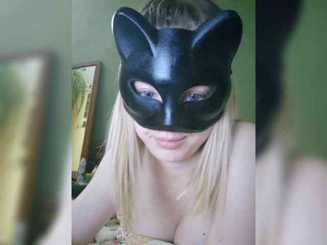Bella-38 webcam