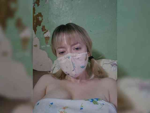 Bella-38 webcam