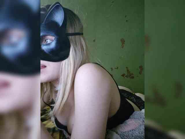 Bella-38 webcam