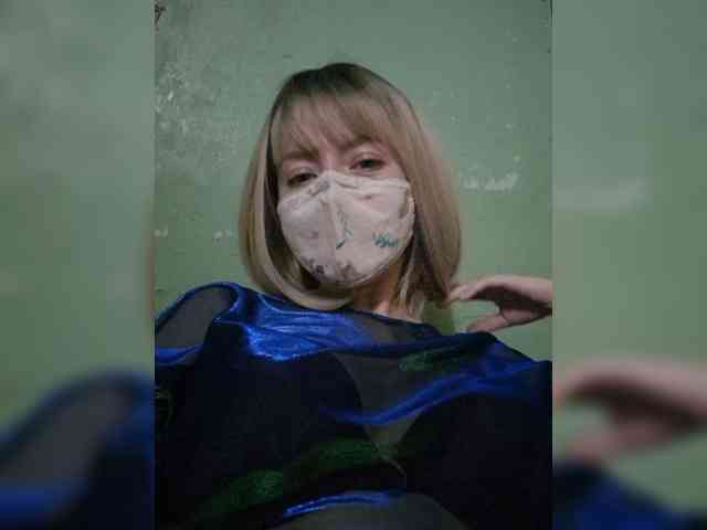 Bella-38 webcam