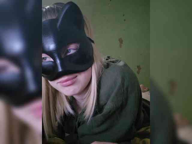 Bella-38 webcam
