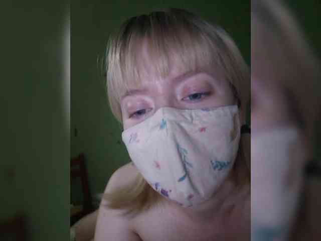 Bella-38 webcam