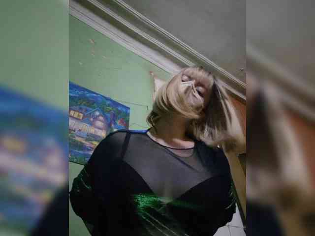 Bella-38 webcam