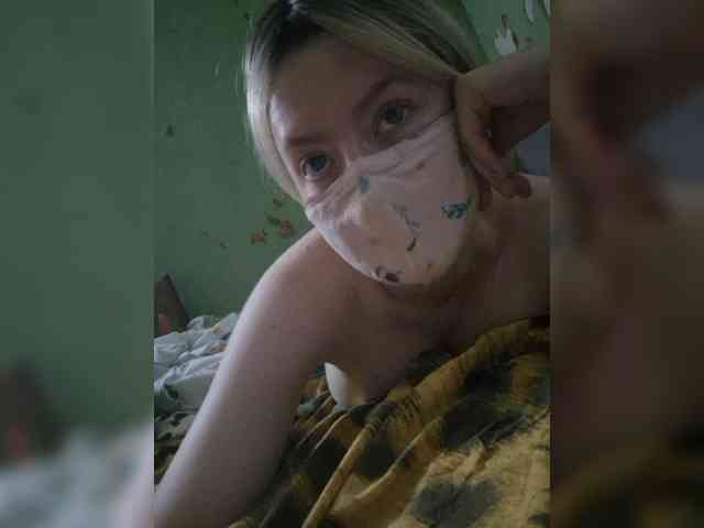 Bella-38 webcam