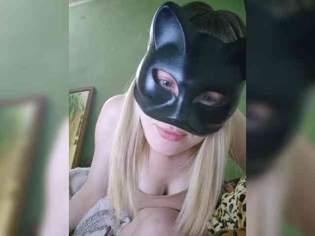 Bella-38 webcam