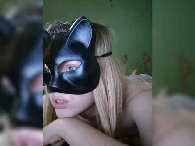 Bella-38 webcam