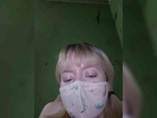 Bella-38 webcam