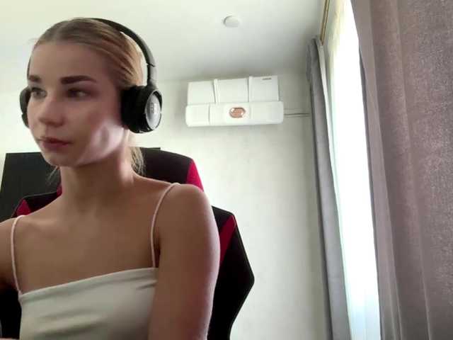 TracieSebron live cam on BongaCams