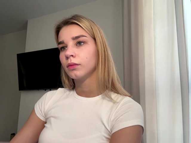 TracieSebron live cam on BongaCams