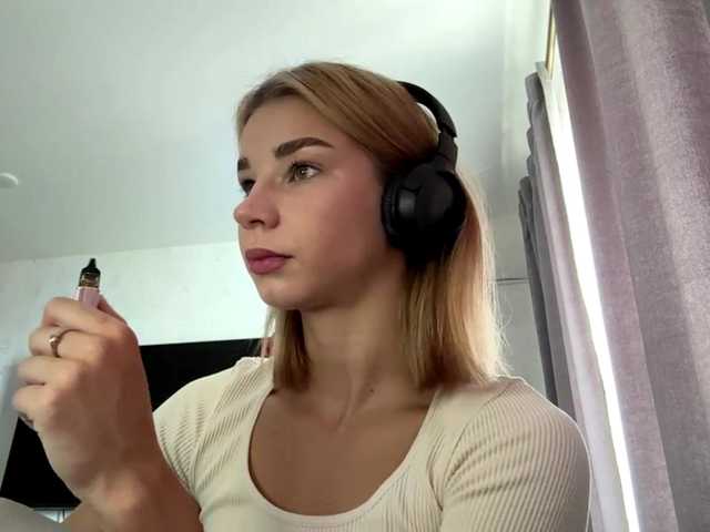 TracieSebron live cam on BongaCams