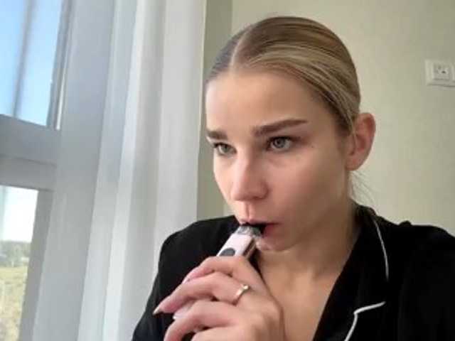 TracieSebron live cam on BongaCams